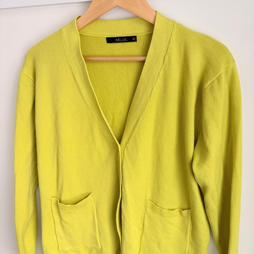 Deluc Knit Soft Yellow Green Cardigan‎ Sweater Small V-Neck Pockets Capsule - Picture 3 of 5